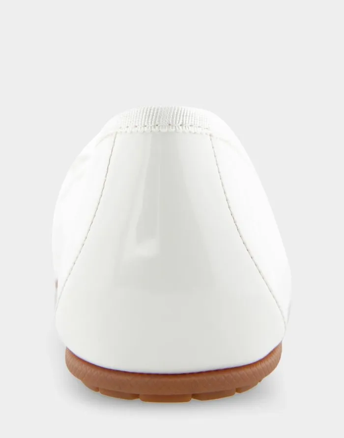Aerosoles Comfortable Women039s Ballet Flat In White Patent Faux Leather White Patent Faux Leather Women Wide Width Flats