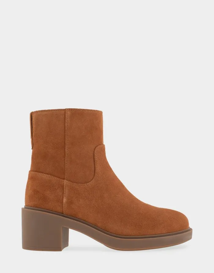 Aerosoles Comfortable Women039s Heeled Ankle Boot In Tan Genuine Suede Tan Genuine Suede Women Heeled Boots Aerosoles Comfortable Women039s Heeled Ankle Boot In Tan Genuine Suede Tan Genuine Suede Women Heeled Boots