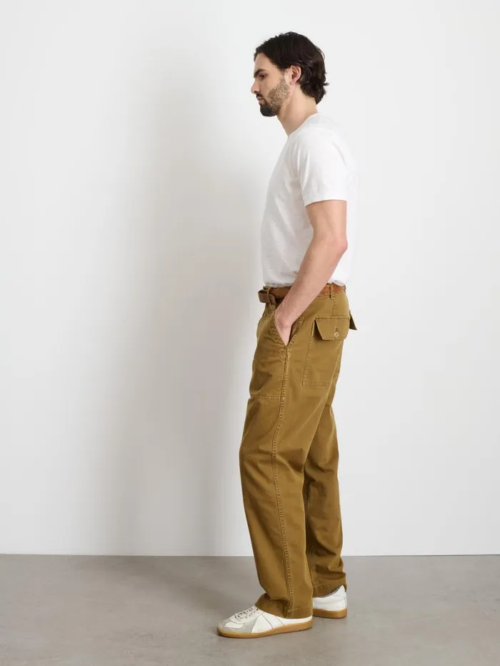 Alex Mill Pants Men Field Pant In Herringbone Dark Khaki