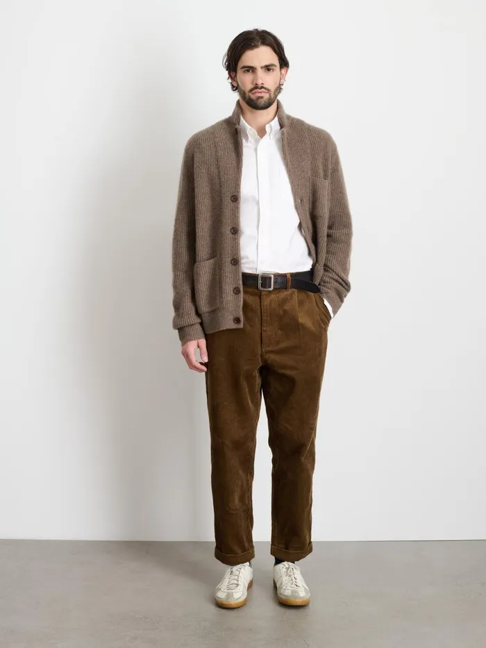 Alex Mill Pants Men Standard Pleated Pant In Corduroy Saddle