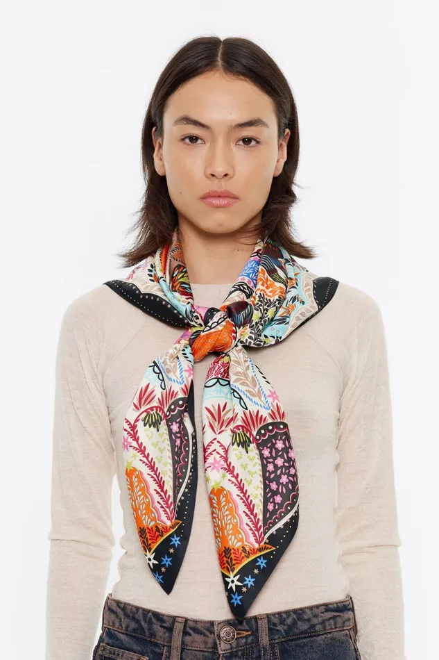 Black Greyhound And Small Leaf Print Scarf Black Women Bimba Y Lola Scarves Black Greyhound And Small Leaf Print Scarf Black Women Bimba Y Lola Scarves