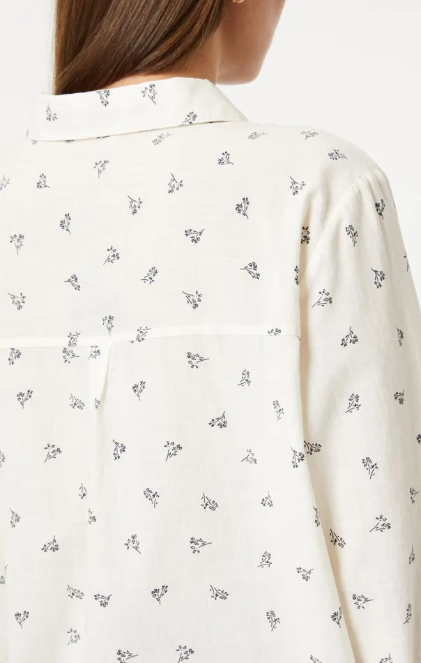 ButtonUp Long Sleeve Shirt In Simple Flower Print Women Mavi Jeans Shirts ButtonUp Long Sleeve Shirt In Simple Flower Print Women Mavi Jeans Shirts