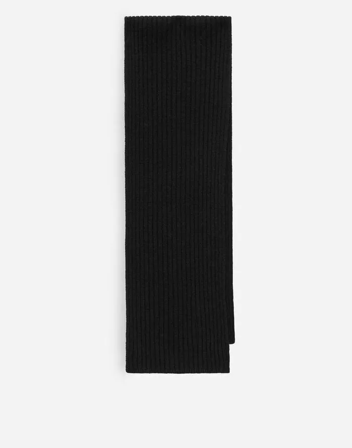 Dolce and Gabbana Accessories Children Ribbed Knit Scarf With Logo Tag Black Dolce and Gabbana Accessories Children Ribbed Knit Scarf With Logo Tag Black