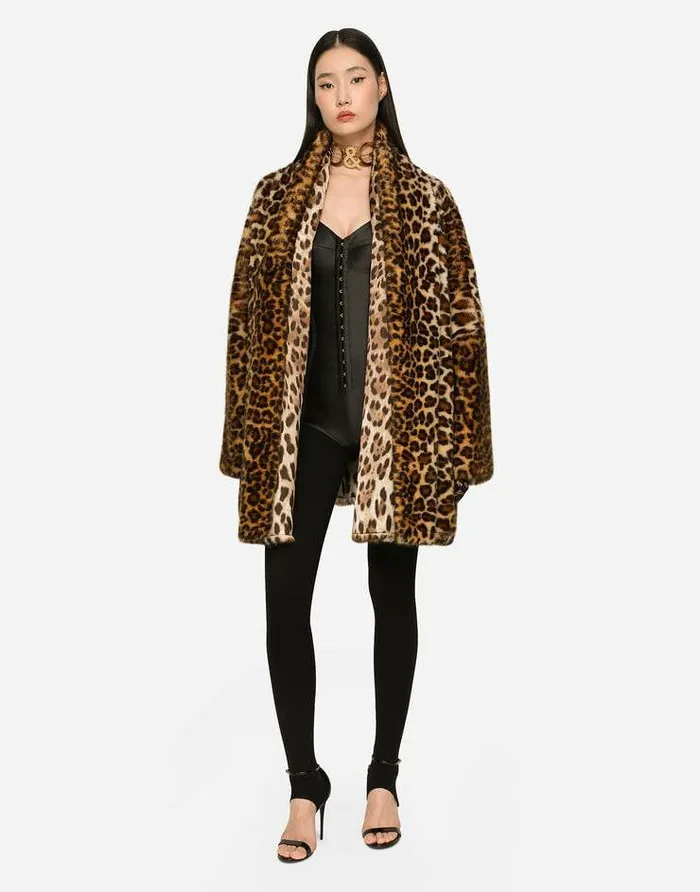 Dolce and Gabbana Coats And Jackets Women KIM DOLCEandGABBANA Faux Fur Cape With Leopard Print Animal Print Dolce and Gabbana Coats And Jackets Women KIM DOLCEandGABBANA Faux Fur Cape With Leopard Print Animal Print