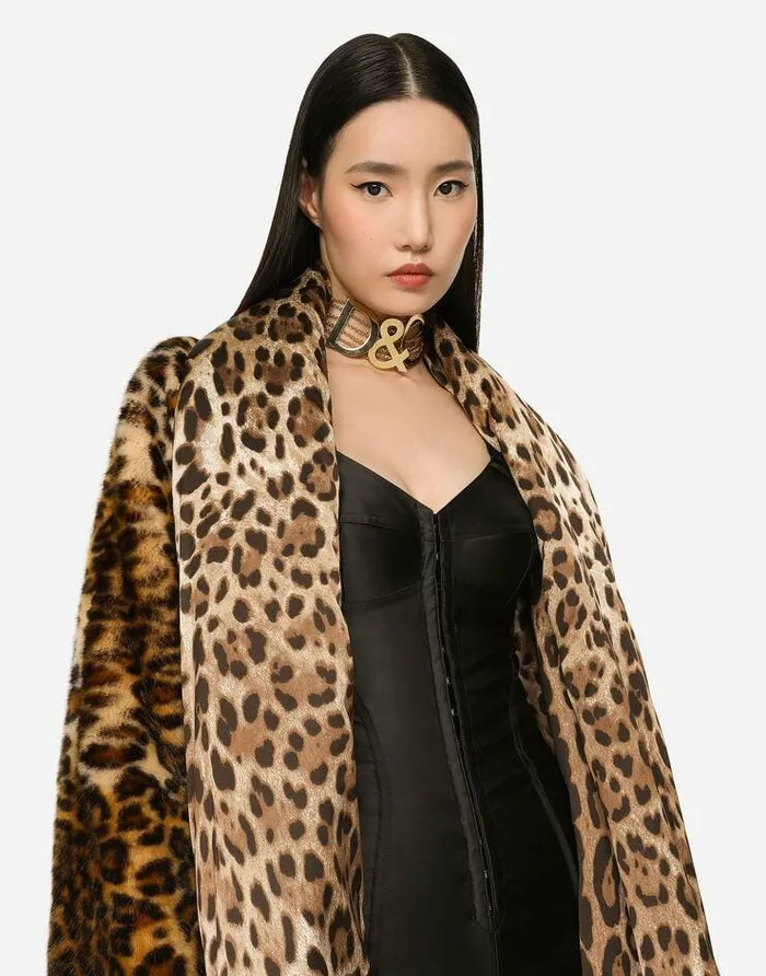 Dolce and Gabbana Coats And Jackets Women KIM DOLCEandGABBANA Faux Fur Cape With Leopard Print Animal Print Dolce and Gabbana Coats And Jackets Women KIM DOLCEandGABBANA Faux Fur Cape With Leopard Print Animal Print