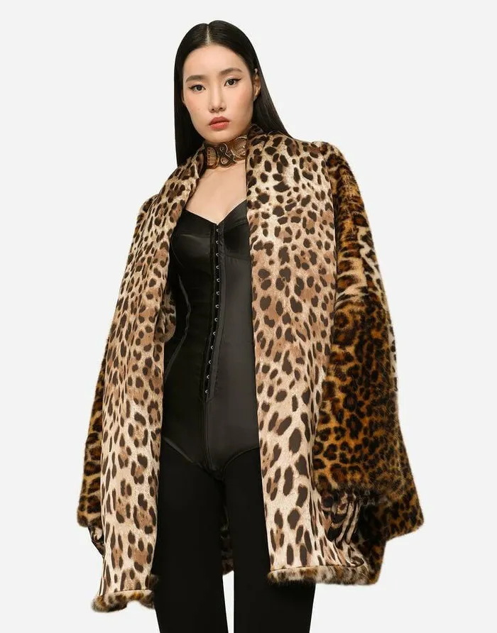 Dolce and Gabbana Coats And Jackets Women KIM DOLCEandGABBANA Faux Fur Cape With Leopard Print Animal Print Dolce and Gabbana Coats And Jackets Women KIM DOLCEandGABBANA Faux Fur Cape With Leopard Print Animal Print