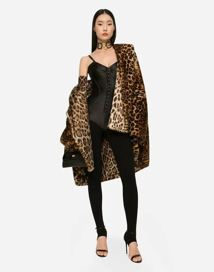 Dolce and Gabbana Coats And Jackets Women KIM DOLCEandGABBANA Faux Fur Cape With Leopard Print Animal Print Dolce and Gabbana Coats And Jackets Women KIM DOLCEandGABBANA Faux Fur Cape With Leopard Print Animal Print