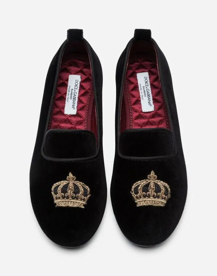 Dolce and Gabbana Shoes 2438 Children Velvet Slippers With Crown Patch Black Dolce and Gabbana Shoes 2438 Children Velvet Slippers With Crown Patch Black