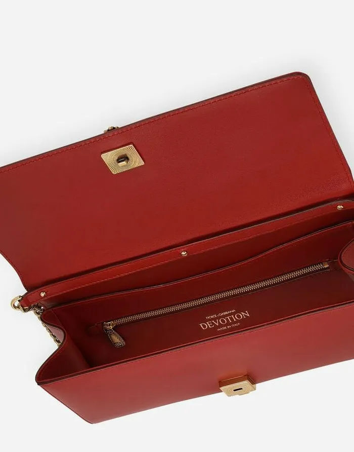Dolce and Gabbana Shoulder And Crossbody Bags Women Quilted Nappa Leather Devotion Baguette Bag Red Dolce and Gabbana Shoulder And Crossbody Bags Women Quilted Nappa Leather Devotion Baguette Bag Red