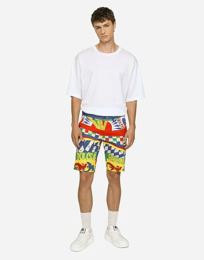 Dolce and Gabbana Trousers And Shorts Men Carrettoprint Stretch Cotton Drill Shorts Multicolor Dolce and Gabbana Trousers And Shorts Men Carrettoprint Stretch Cotton Drill Shorts Multicolor