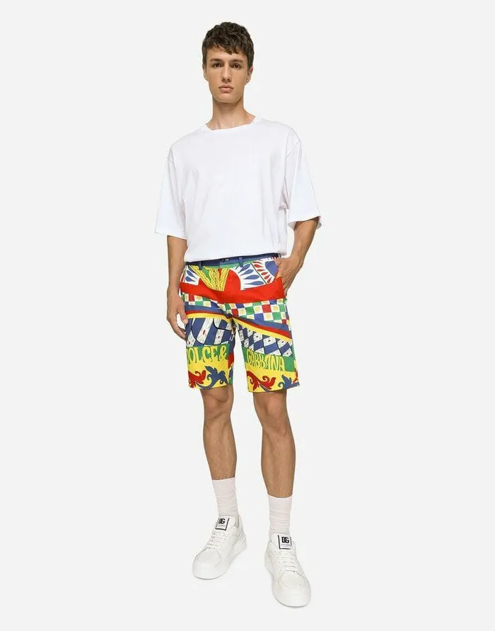 Dolce and Gabbana Trousers And Shorts Men Carrettoprint Stretch Cotton Drill Shorts Multicolor Dolce and Gabbana Trousers And Shorts Men Carrettoprint Stretch Cotton Drill Shorts Multicolor