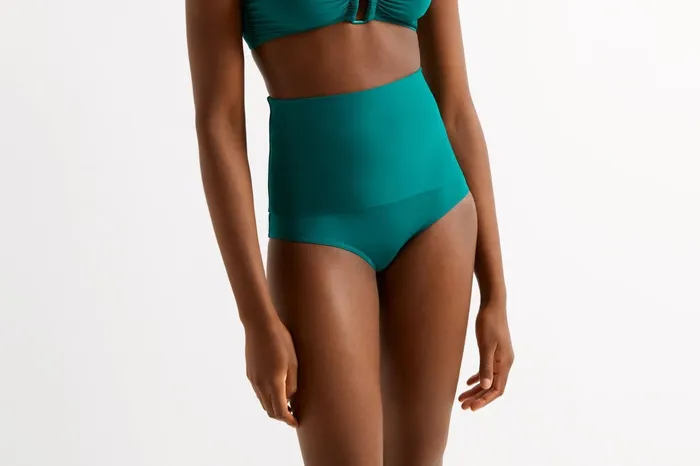 ERES Gredin HighWaisted Bikini Briefs Jungle 23e Women TwoPieces Swimsuits
