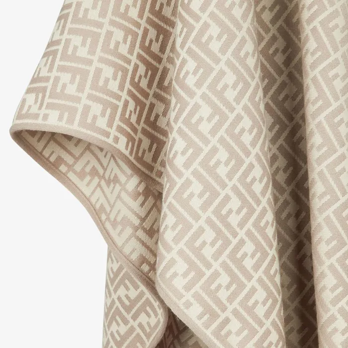Fendi Scarves and Ponchos Poncho Grey Wool And Silk Poncho 8211 Women