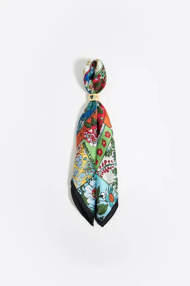 Floral Patchwork And Metal Dice Charm Scarf Green Women Bimba Y Lola Bag Charms Floral Patchwork And Metal Dice Charm Scarf Green Women Bimba Y Lola Bag Charms