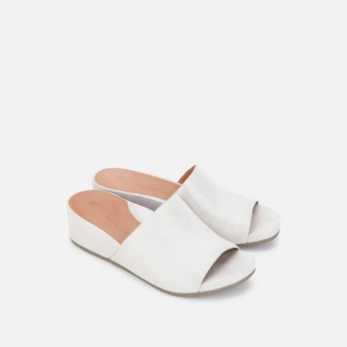 Gisele Slide Wedge Sandal Silver Women Kenneth Cole Gentle Souls