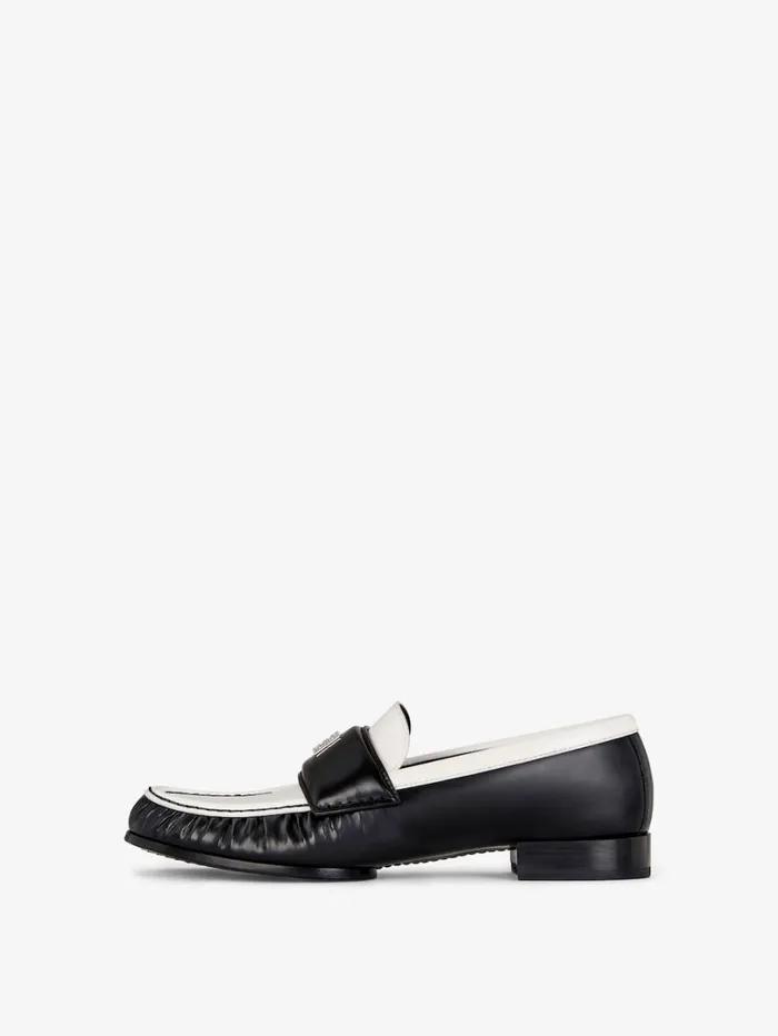 Givenchy 4G Loafers In Leather Blackwhite Women Boots and Booties Givenchy 4G Loafers In Leather Blackwhite Women Boots and Booties