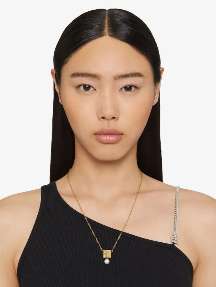 Givenchy 4G Necklace In Metal With Pearl Golden Yellow Women Jewelry