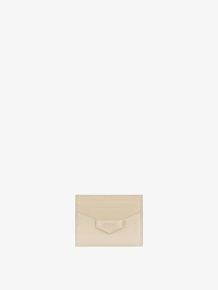 Givenchy Antigona Card Holder In Box Leather Natural Beige Women Wallets and Card Holders Givenchy Antigona Card Holder In Box Leather Natural Beige Women Wallets and Card Holders