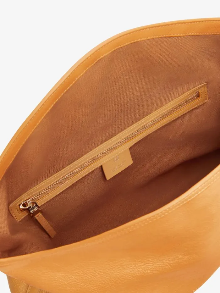 Givenchy Medium Voyou Chain Bag In Leather Blush Orange Women Shoulder Bags