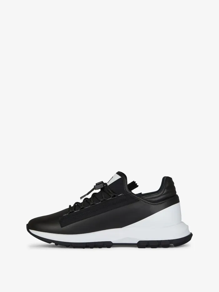 Givenchy Spectre Runner Sneakers In Synthetic Leather Blackwhite Men Spectre Givenchy Spectre Runner Sneakers In Synthetic Leather Blackwhite Men Spectre