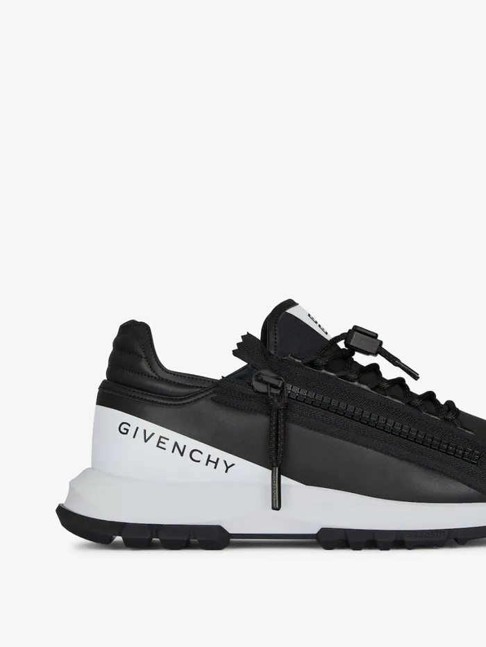 Givenchy Spectre Runner Sneakers In Synthetic Leather Blackwhite Men Spectre Givenchy Spectre Runner Sneakers In Synthetic Leather Blackwhite Men Spectre