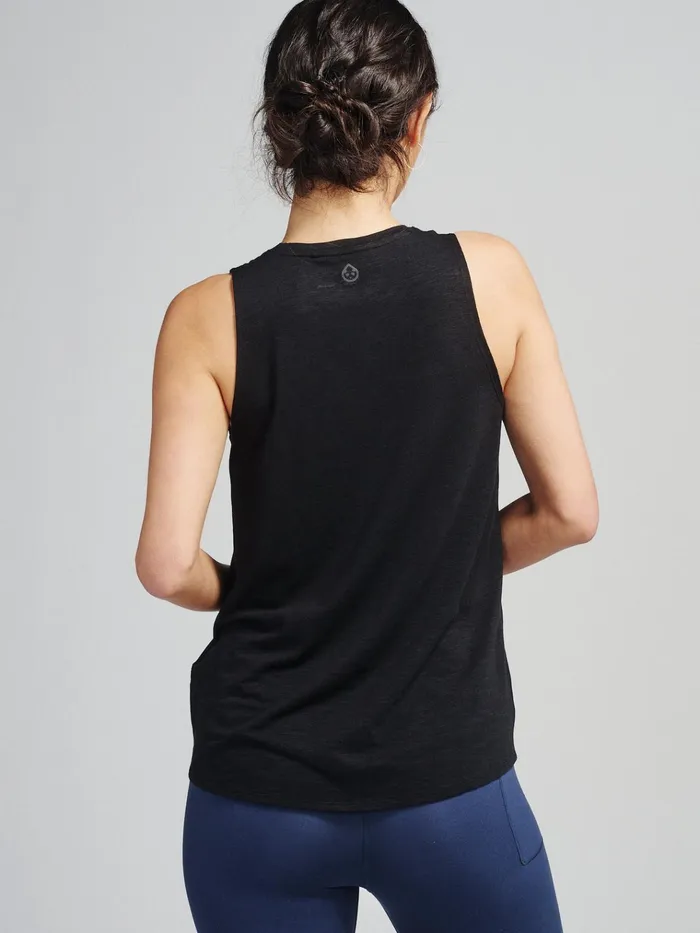 Golf Women Tasc Performance NOLA Tank 2