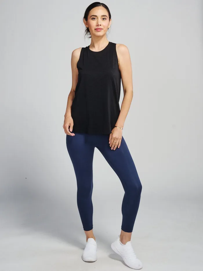 Golf Women Tasc Performance NOLA Tank 2
