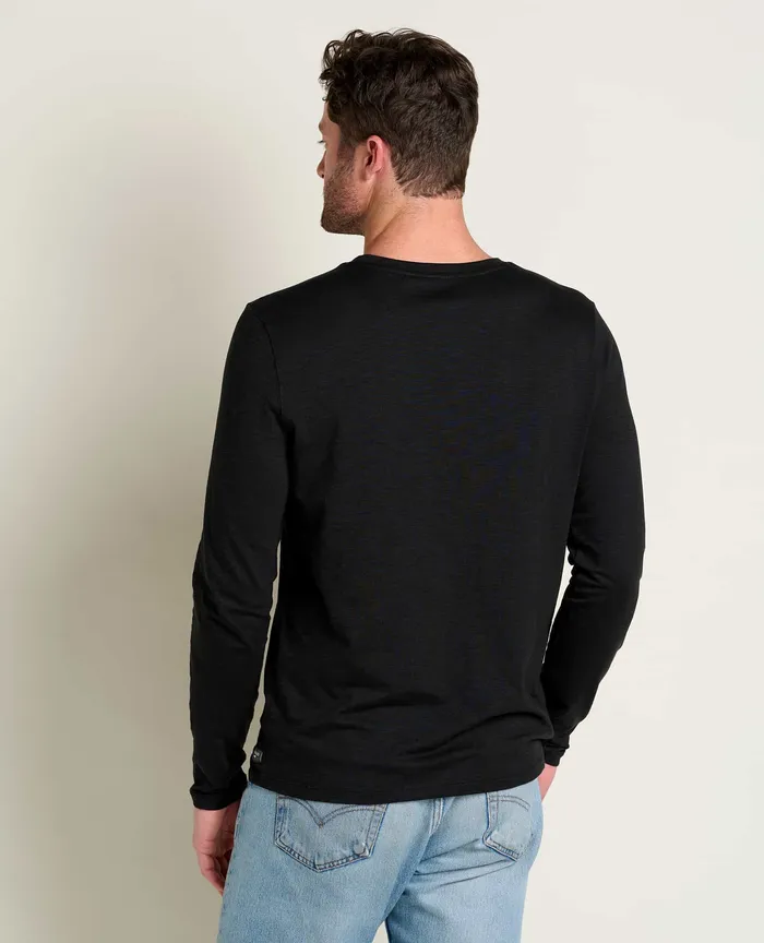 Jackets and Layers Tempo Long Sleeve Crew Black ToadandCo Men8217s