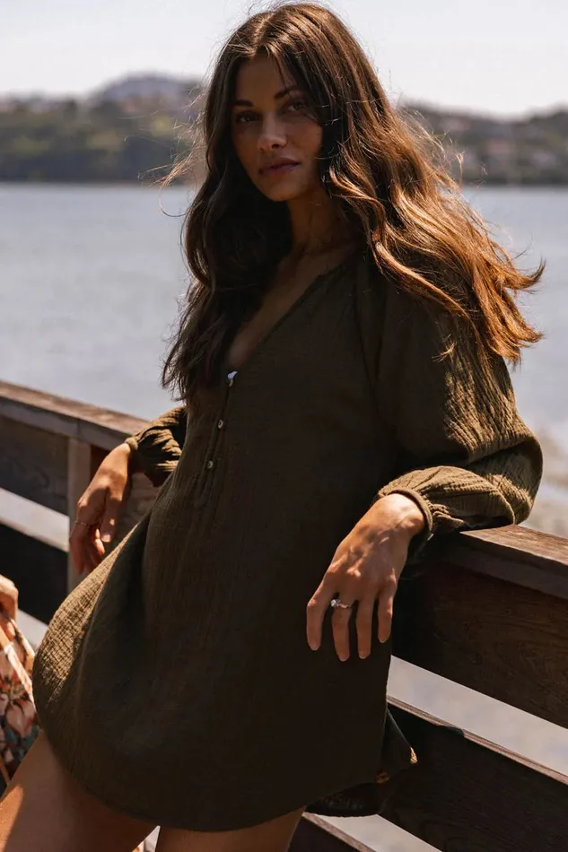 KRYSTEN CRINKLE DOUBLE GAUZE TUNIC SWIM COVERUP Military Olive Women O039NEILL Swim