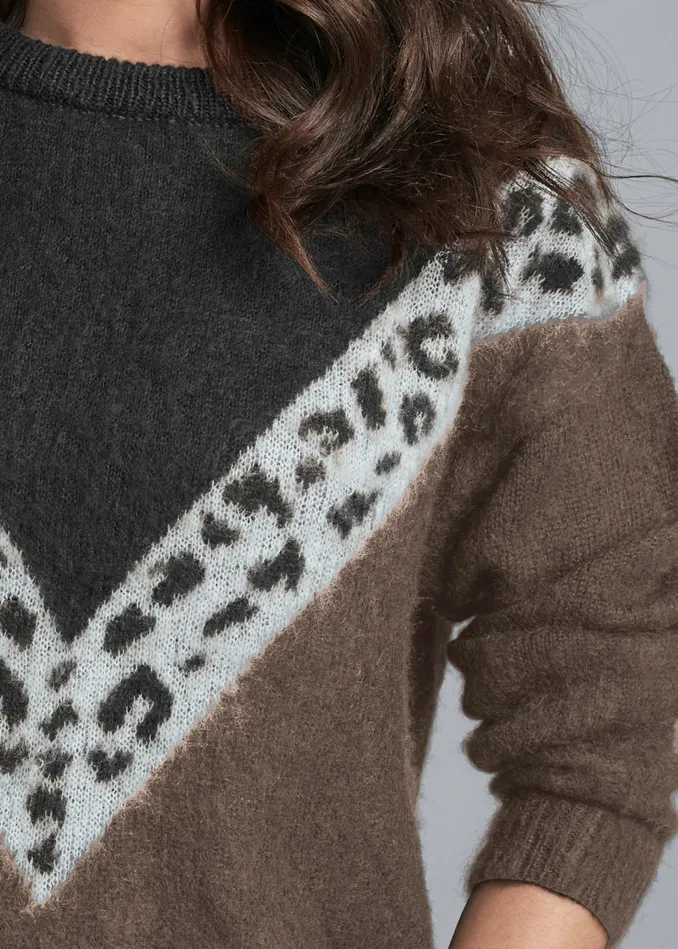 LEOPARD STRIPE SWEATER Black Multi Women VENUS Pullover