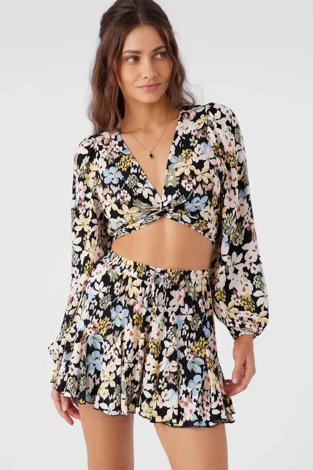 LIVVIE CAMDEN FLORAL LONG SLEEVE CROP TOP Black Women O039NEILL Collections