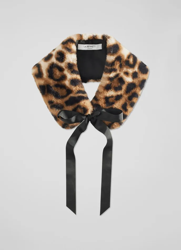 LK Bennett Ivonia Forest Green Faux Fur Collar Women Scarves and Wraps