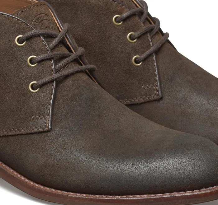 Men Dudley Chukka Brown Waxed English Suede JohnstonandMurphy LaceUps Men Dudley Chukka Brown Waxed English Suede JohnstonandMurphy LaceUps