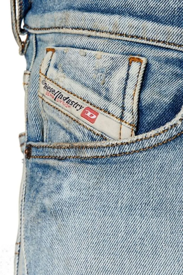 Men Straight Jeans 1995 DSark 09e84 Light Blue Diesel Straight Men Straight Jeans 1995 DSark 09e84 Light Blue Diesel Straight