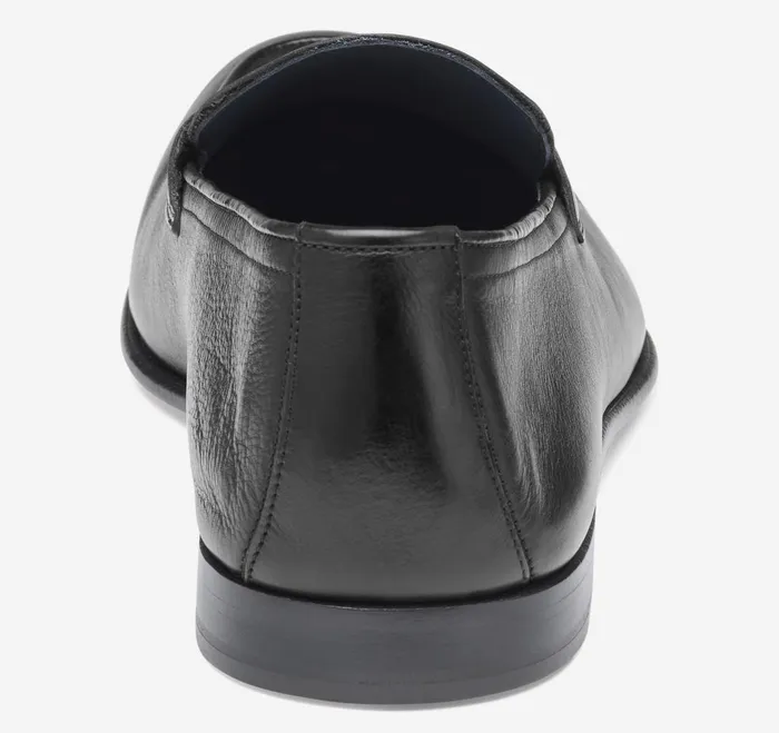 Men Taylor Penny Loafer Black Italian Calfskin JohnstonandMurphy SlipOns and Loafers
