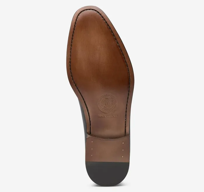Men Taylor Penny Loafer Black Italian Calfskin JohnstonandMurphy SlipOns and Loafers