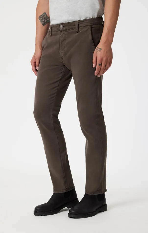Milton Slim Straight Leg In Oak Luxe Twill Men Mavi Jeans Pants Milton Slim Straight Leg In Oak Luxe Twill Men Mavi Jeans Pants