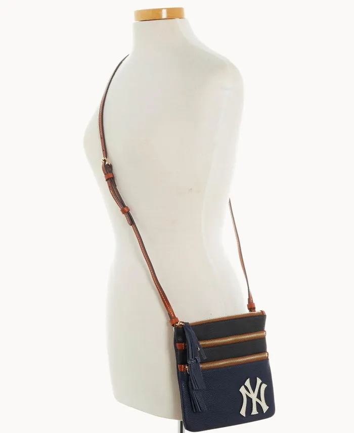 MLB Yankees Triple Zip Crossbody Yankees Woman Dooney and Bourke Crossbodies MLB Yankees Triple Zip Crossbody Yankees Woman Dooney and Bourke Crossbodies