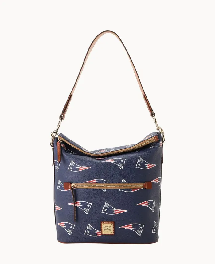 NFL Patriots Large Sac Patriots Woman Dooney and Bourke Shoulder Bags