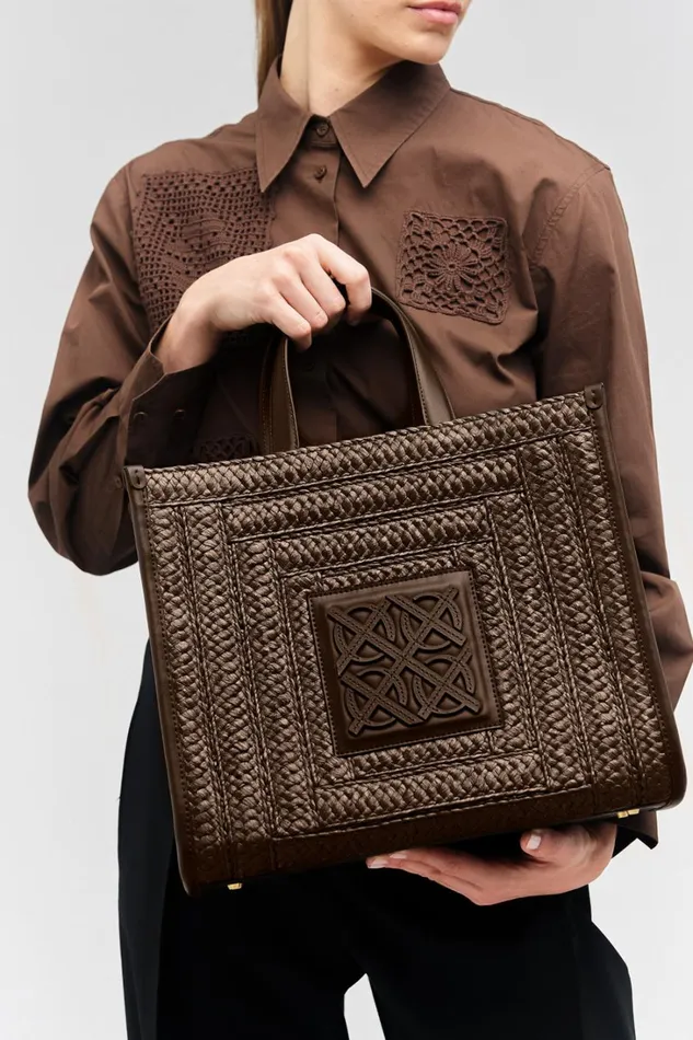 Oroton Lane Straw Medium Tote Mahogany Women Totes Oroton Lane Straw Medium Tote Mahogany Women Totes