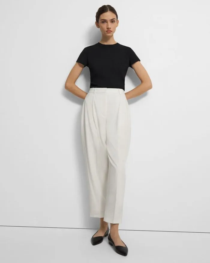 Pants Women Theory Pleated Carrot Pant In Good Wool Ivory