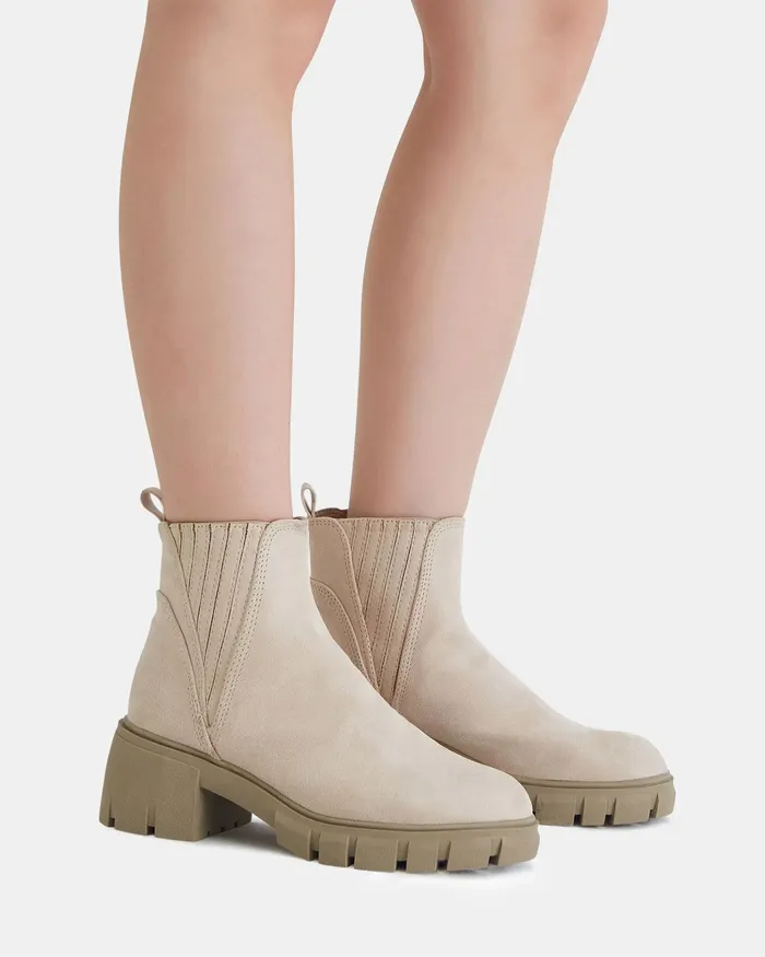 Platform Boots Women NOVO Shoes DAXTON Sand Desert Boots