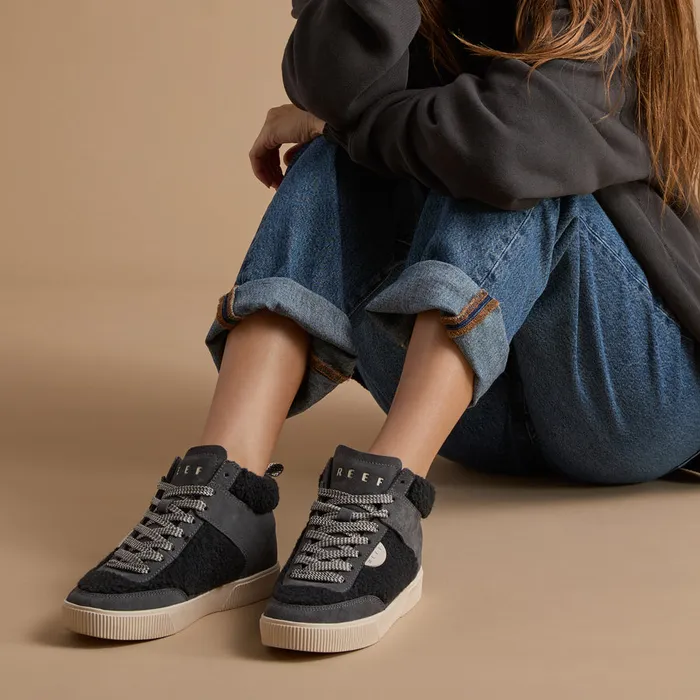 Reef Shoes Lay Day Hi Raven Cozy 8211 Women
