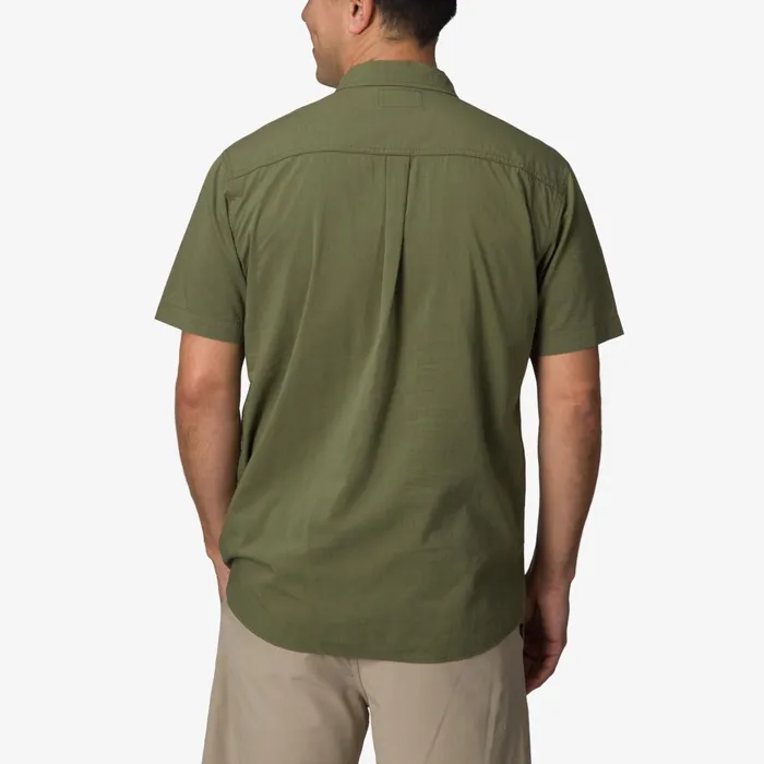 Reef TShirts and Shirts Collins Short Sleeve Shirt Olivine 8211 Men Reef TShirts and Shirts Collins Short Sleeve Shirt Olivine 8211 Men