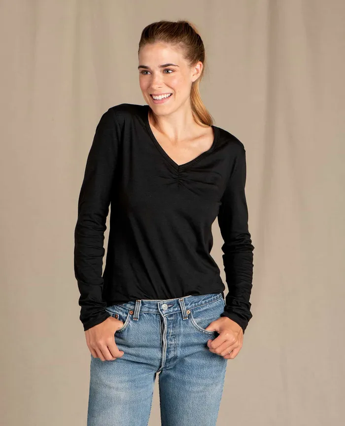 Rose Long Sleeve Tee Black Women8217s Tops and TShirts ToadandCo