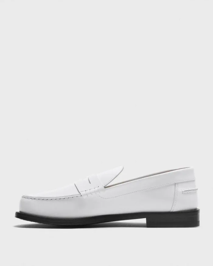 Shoes Women Theory City Loafer In Leather White