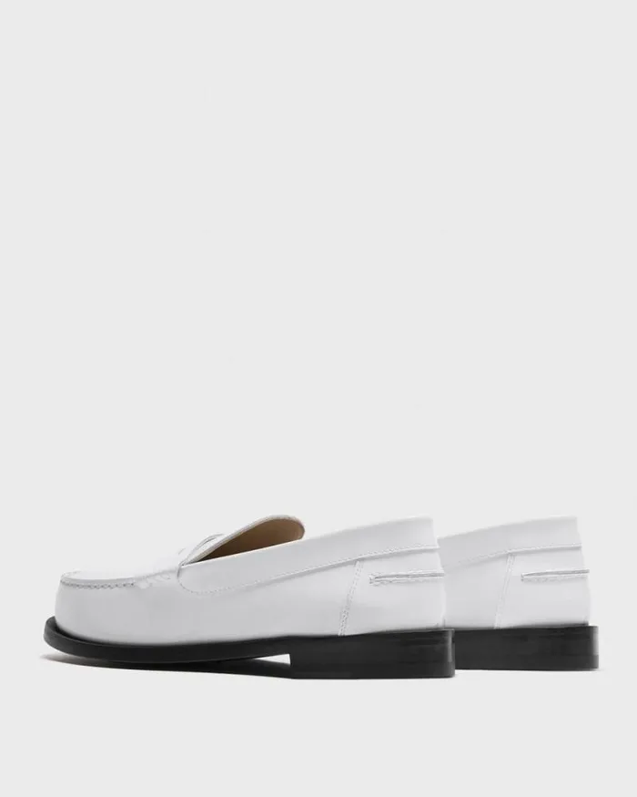 Shoes Women Theory City Loafer In Leather White