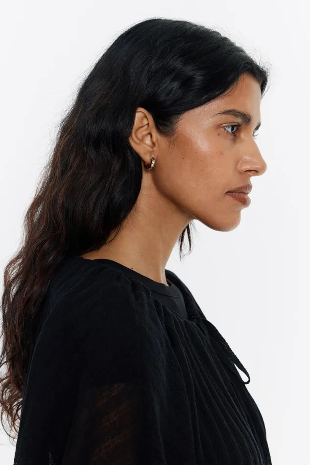 Small Gold Hoop Earrings With Multicolor Crystals Gold Women Bimba Y Lola Jewelry Small Gold Hoop Earrings With Multicolor Crystals Gold Women Bimba Y Lola Jewelry