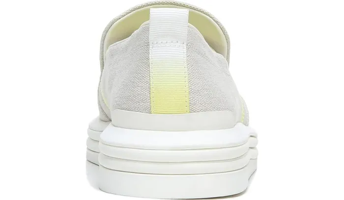 Sneakers Women Franco Sarto Franco Maldives Slip On Sneaker Putty Canvas