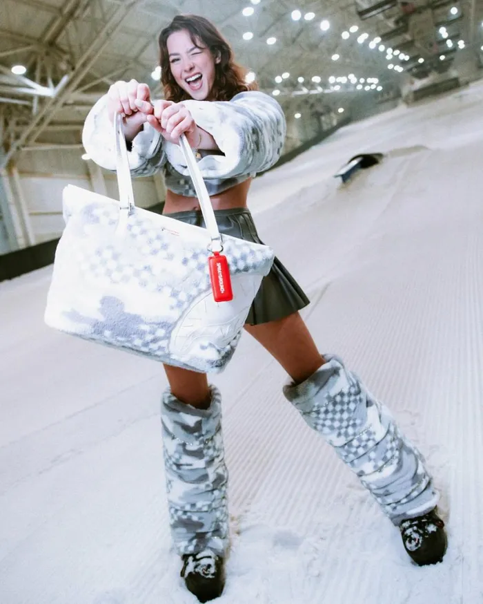 SPRAYGROUND 3AM PLUSH SWISS ALPS TOTE Bags